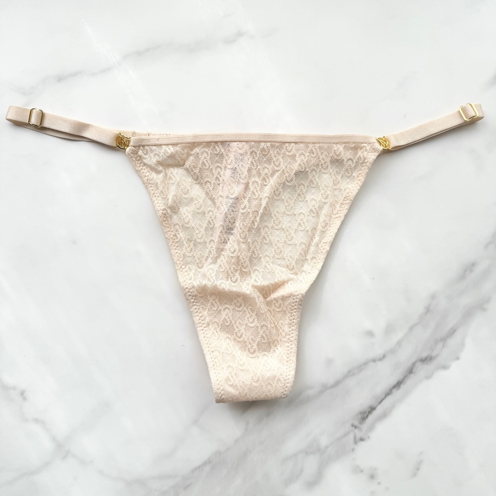 NWT VICTORIAS SECRET VERY SEXY ICON LACE ADJUSTABLE THONG PANTY IN MARZIPAN L/XL
